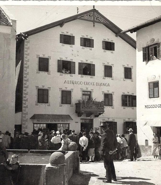 פיה Gasthof Albergo Kreuzwirt מראה חיצוני תמונה